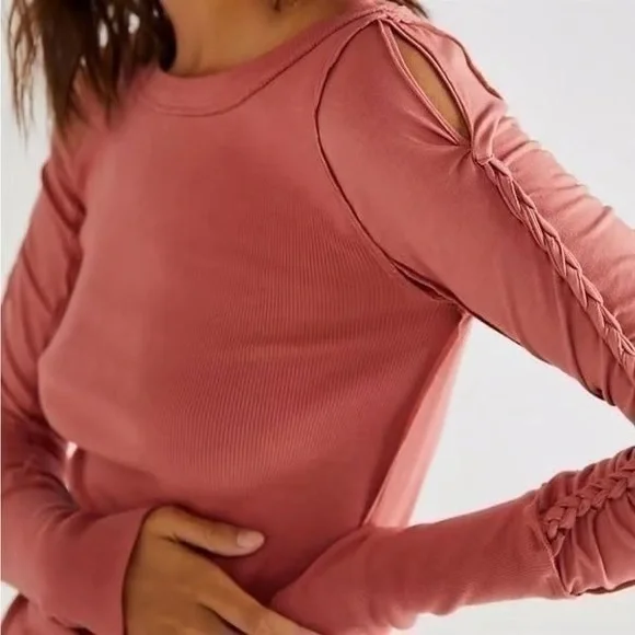 Free People Daisy Chain Cuff In Sun Sand - Picture 4 of 8